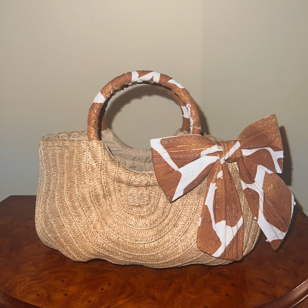 ✅ NWOT Girl’s Purse